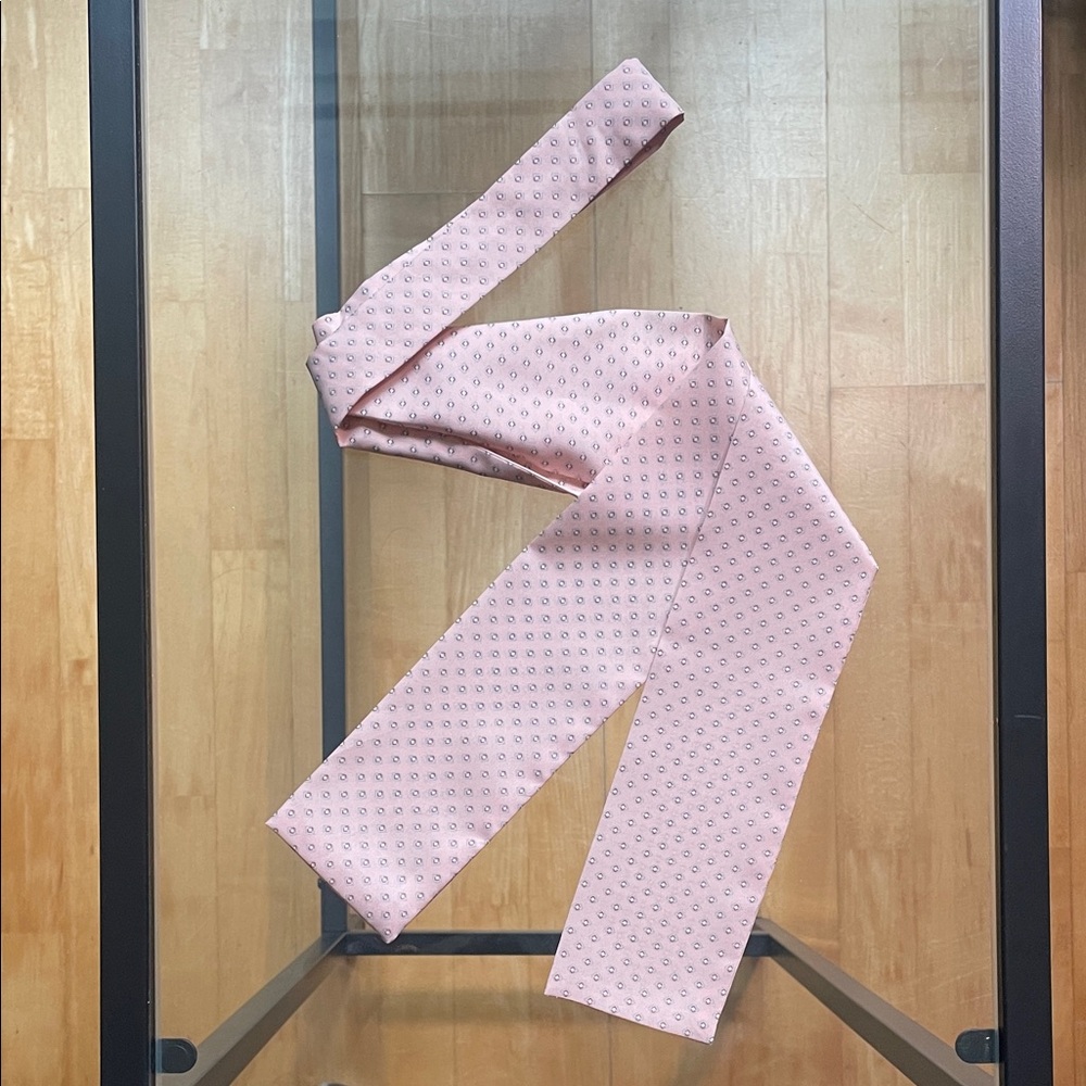 Pink Geometric Patterned Tie Scarf